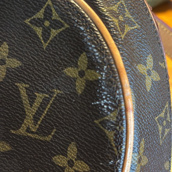 Louis Vuitton Ellipse backpack with lock - Picture 9 of 9